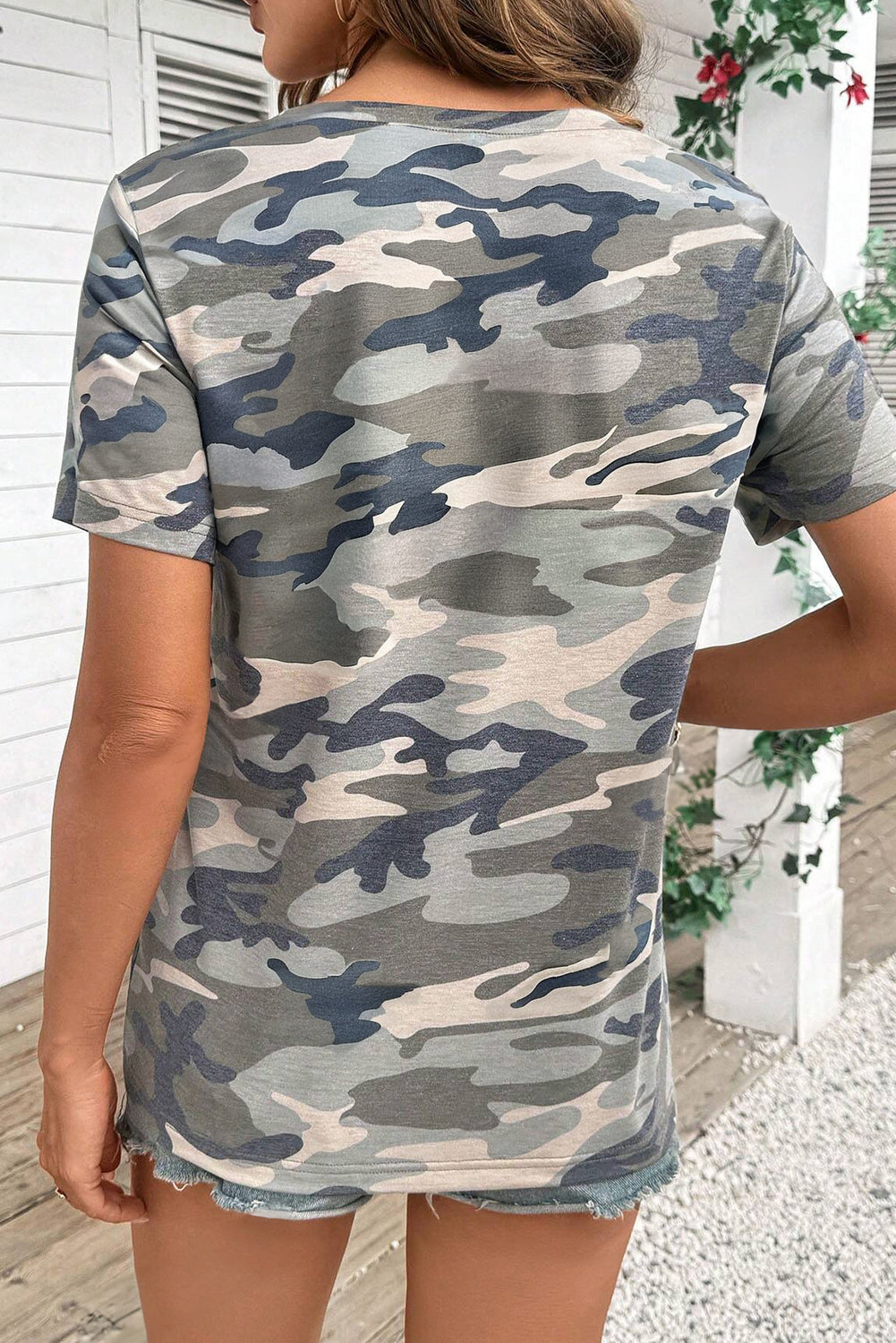 GREEN CAMO PRINT SHORT SLEEVE TEE
