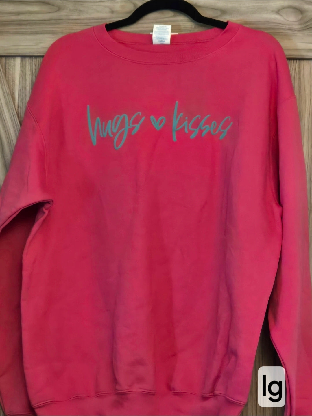 Hugs & Kisses Sweatshirt - Lg - The InvenTORI Nook