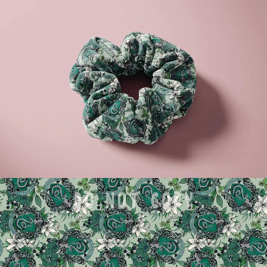 GREEN HOUSE - KNOT SCRUNCHIE