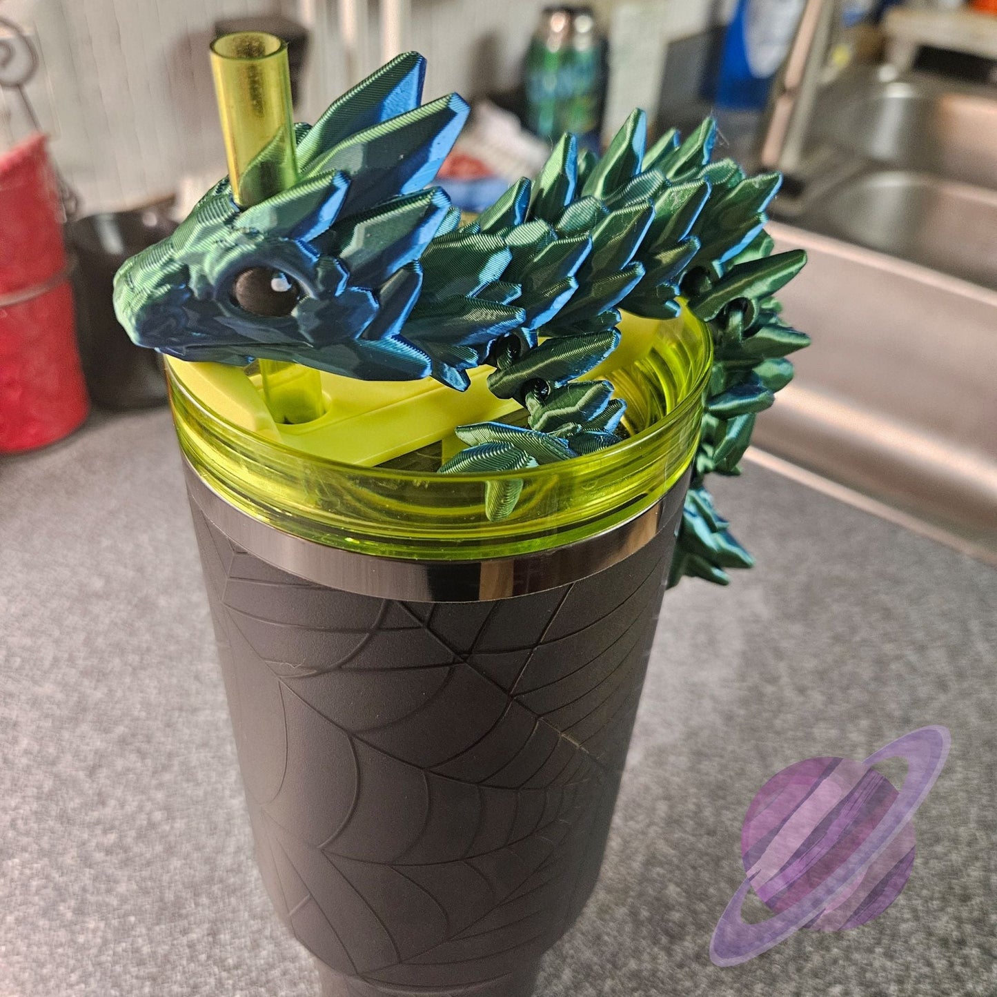 GEMSTONE DRAGON STRAW BUDDY