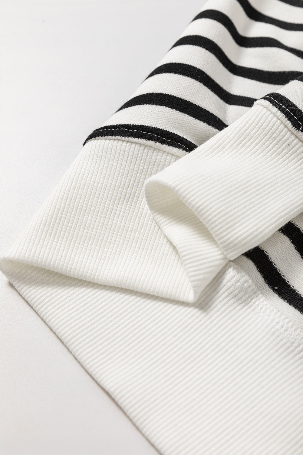 Amelia Side Slits Loose Sweatshirt