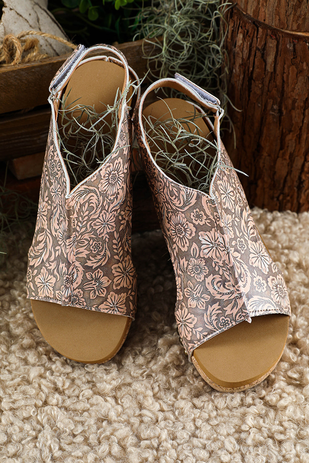 Vintage Floral Hollowed Platform Sandals
