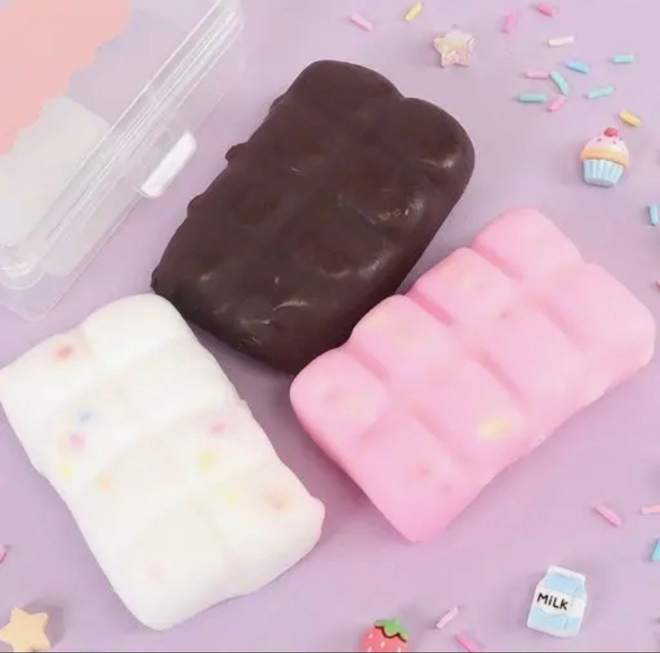 CRISPY DESSERT SQUISHY TACTILE SQUEEZE TOY