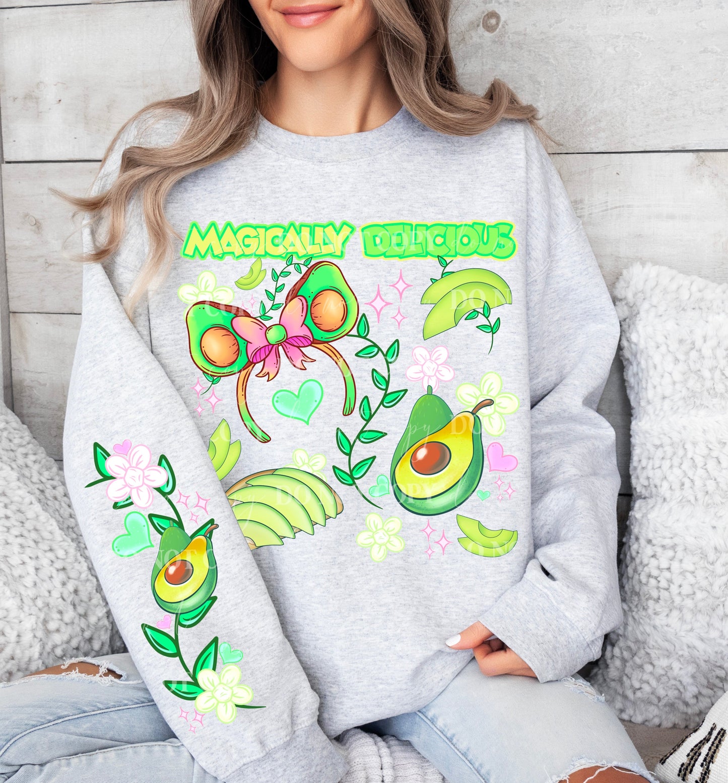 MAGICALLY DELICIOUS SWEATSHIRT W/ SLEEVE PRINT COLLECTION