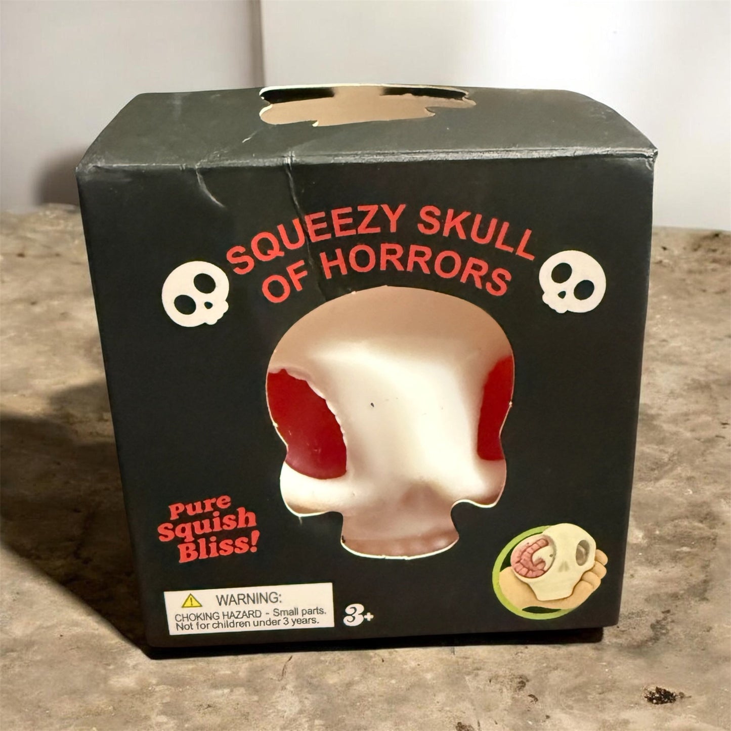HORRIFYING SQUISHY SKULLS OF HORROR - WE GLOW IN THE DARK TOO!