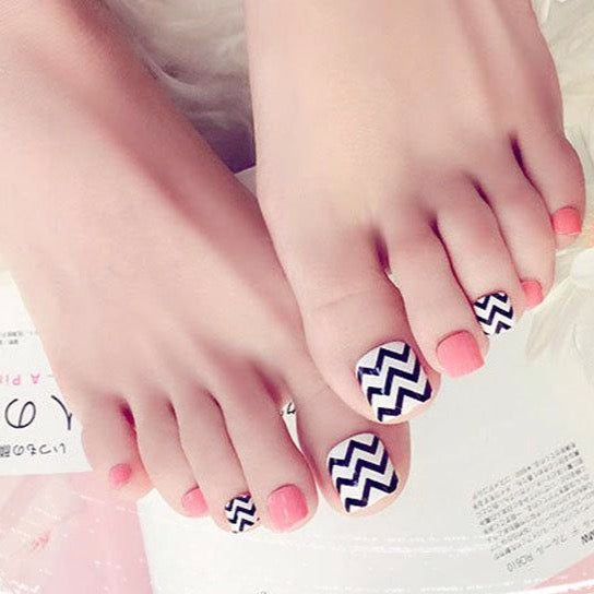 Kids & Toes - Chevron Fun