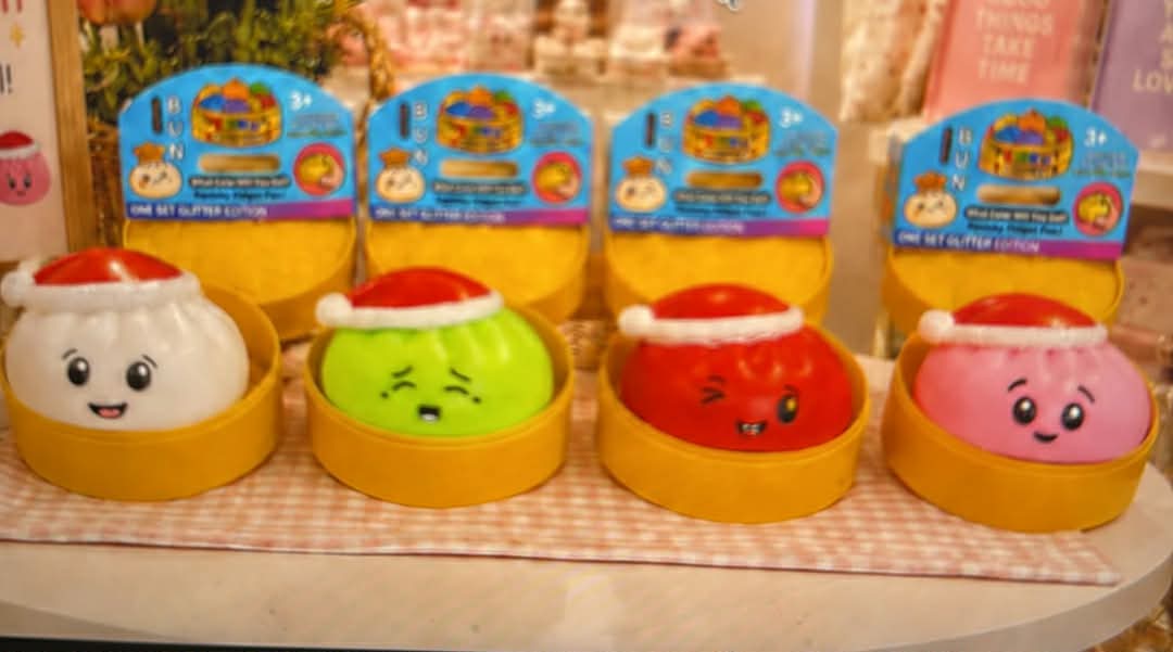 CHIRSTMAS HOLIDAY DUMPLINGS - COLLECT ALL 4!!
