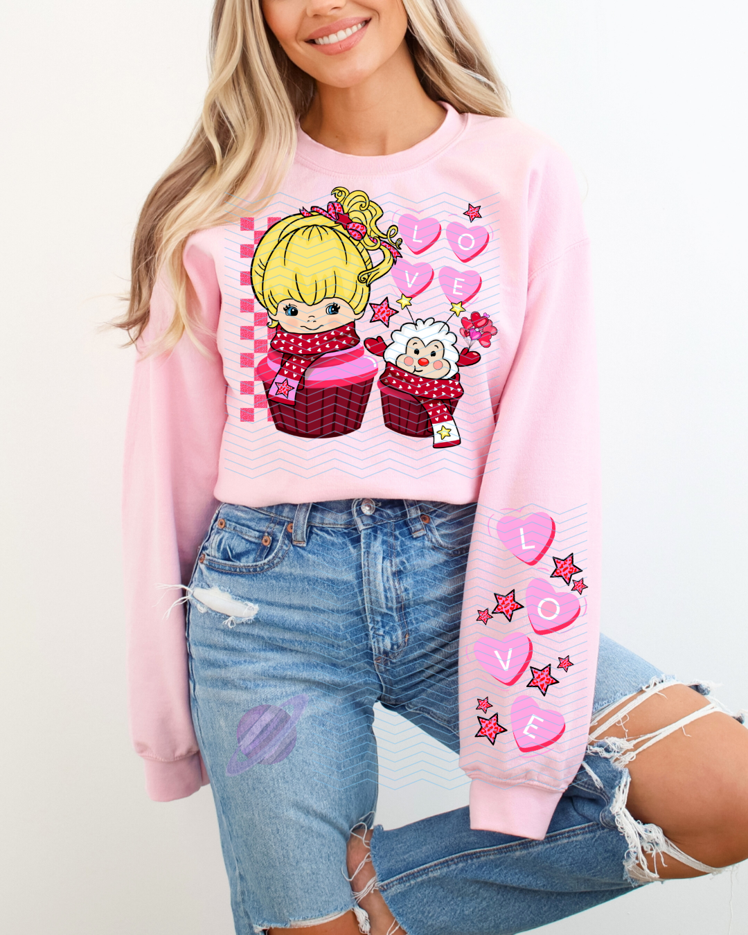 LOVE STRAW SWEATSHIRT W/ SLEEVE PRINT