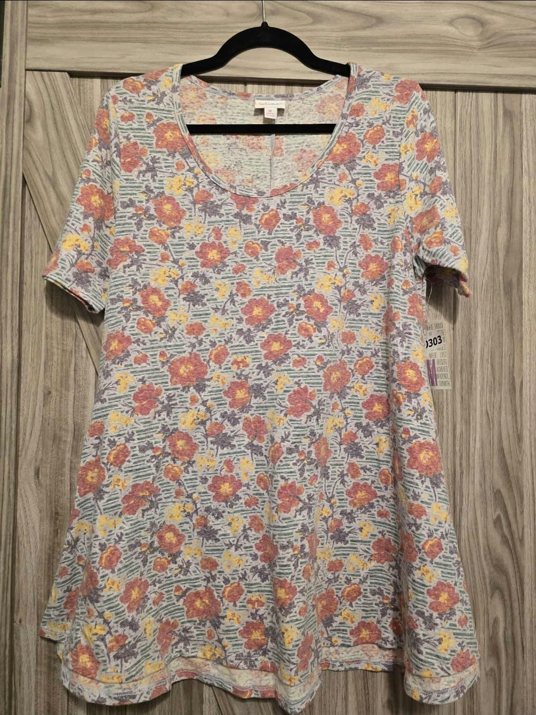 Lularoe Perfect Tee Floral