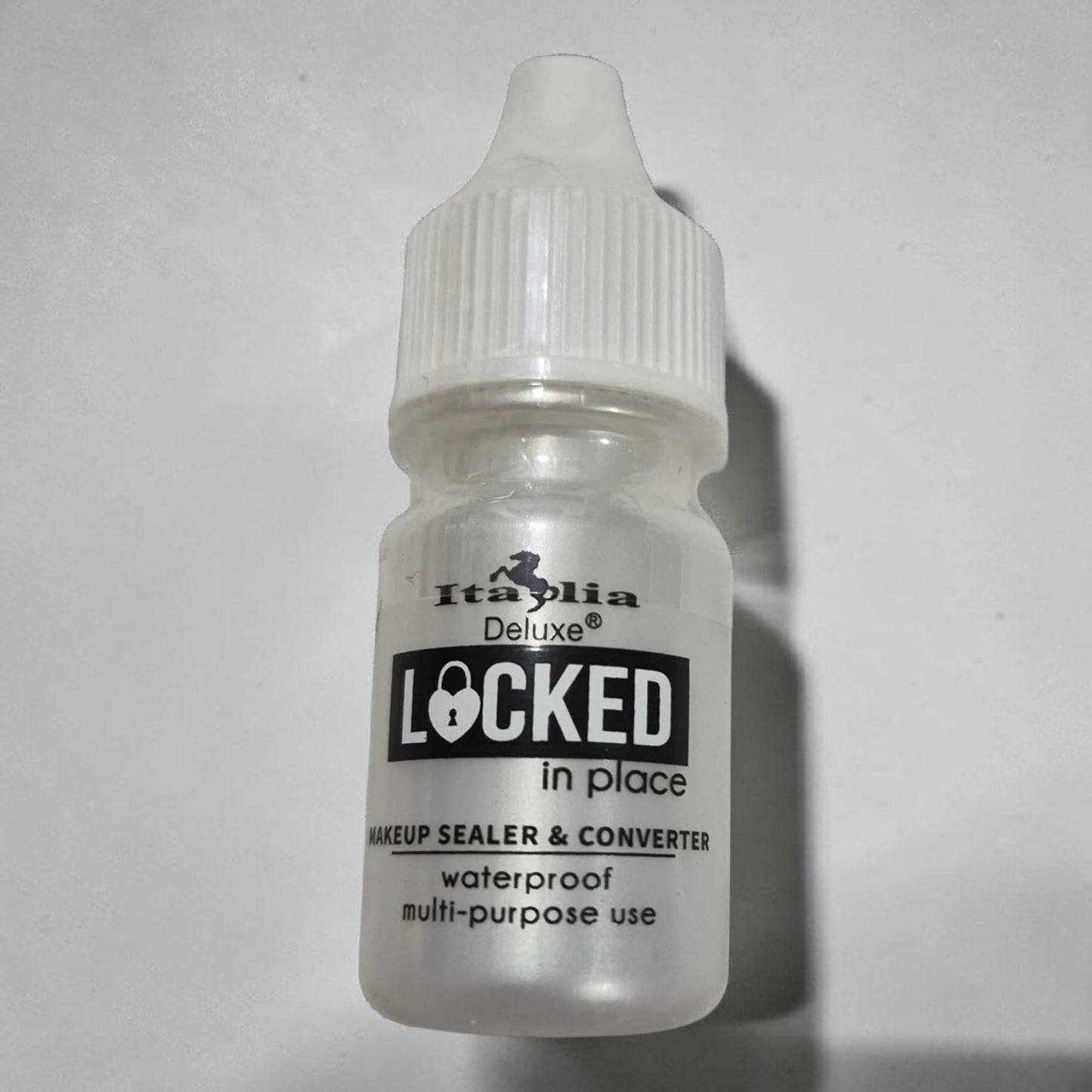 Italia Deluxe “Locked In Place”