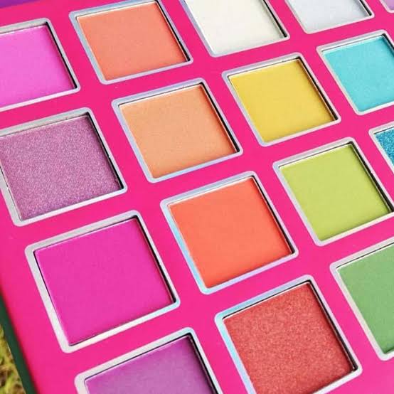 Brilliant Palette
Trendbeauty - Brilliant Palette
